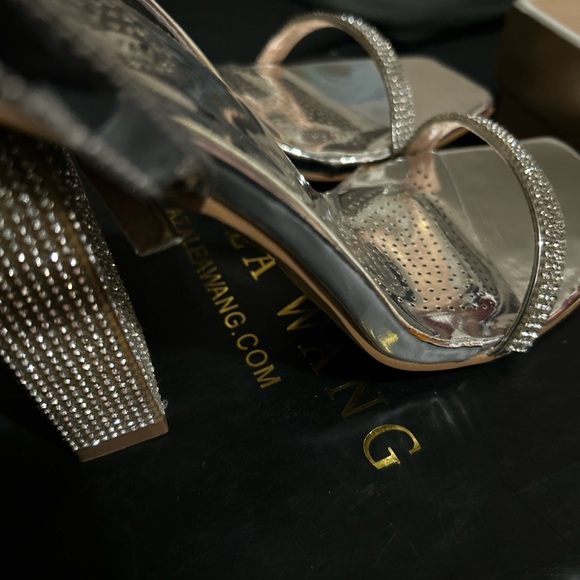 New Azalea Wang high heeled metallic silver strap shoes size 7. - Picture 3 of 7